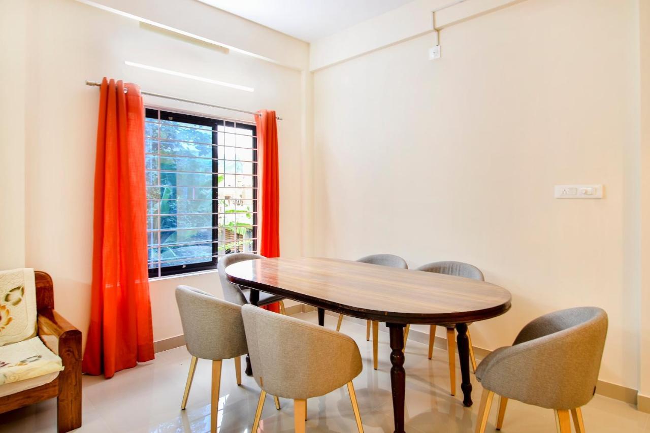 Oyo Home 81801 Akash Villa Trippapur Eksteriør bilde