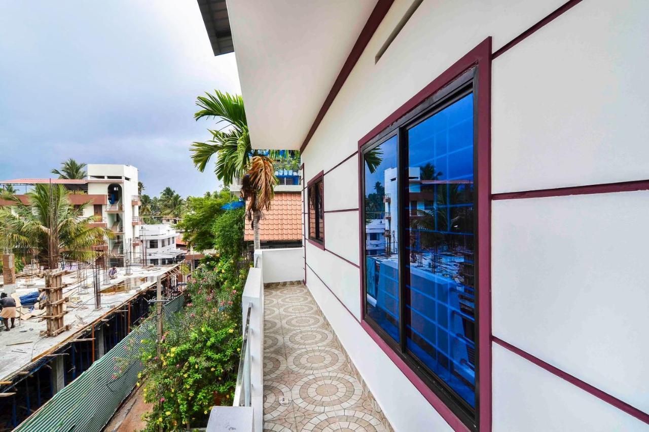 Oyo Home 81801 Akash Villa Trippapur Eksteriør bilde