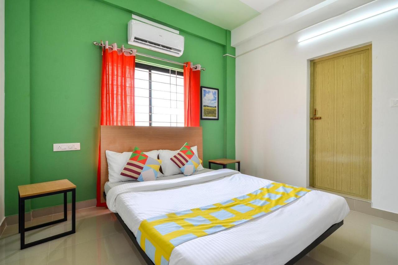 Oyo Home 81801 Akash Villa Trippapur Eksteriør bilde