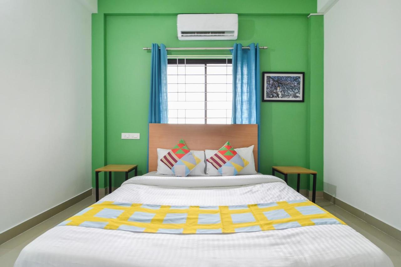 Oyo Home 81801 Akash Villa Trippapur Eksteriør bilde
