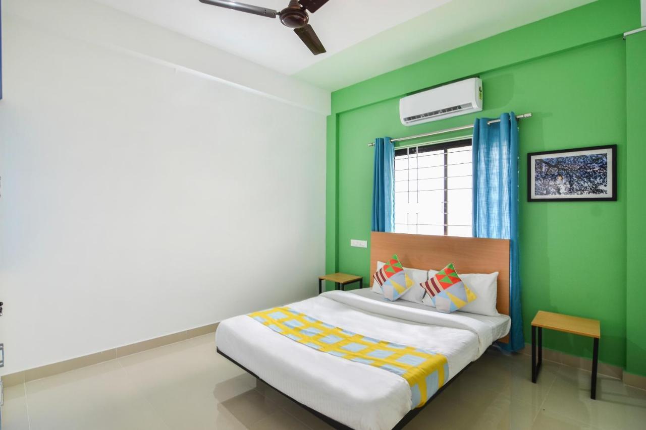 Oyo Home 81801 Akash Villa Trippapur Eksteriør bilde
