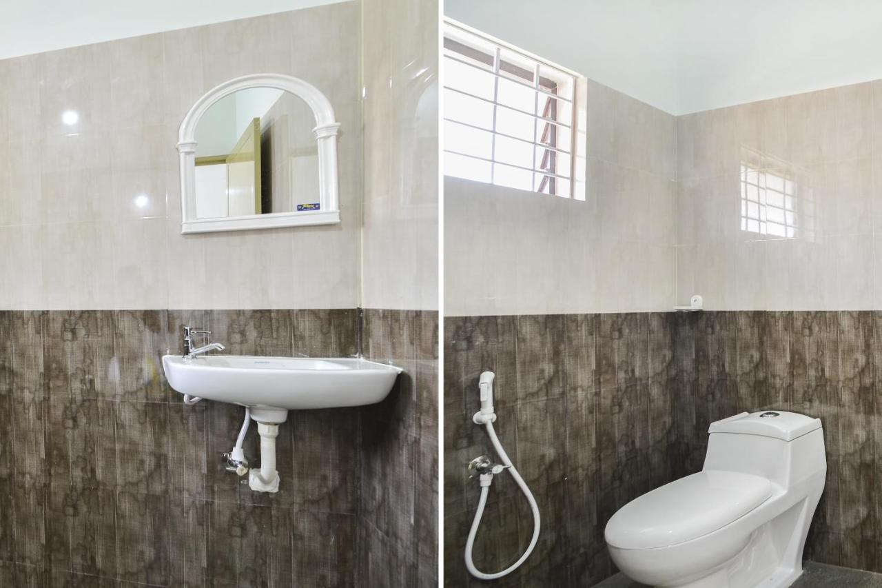 Oyo Home 81801 Akash Villa Trippapur Eksteriør bilde